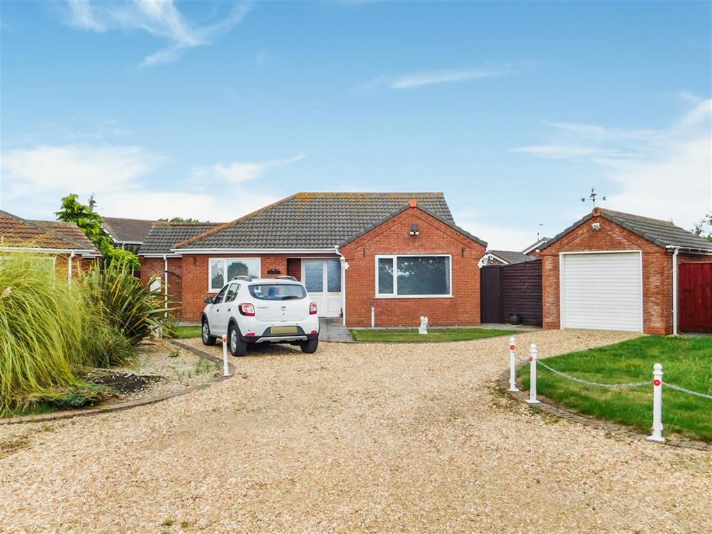 2 bed detached bungalow for sale in Samuel Close, Ingoldmells, Skegness