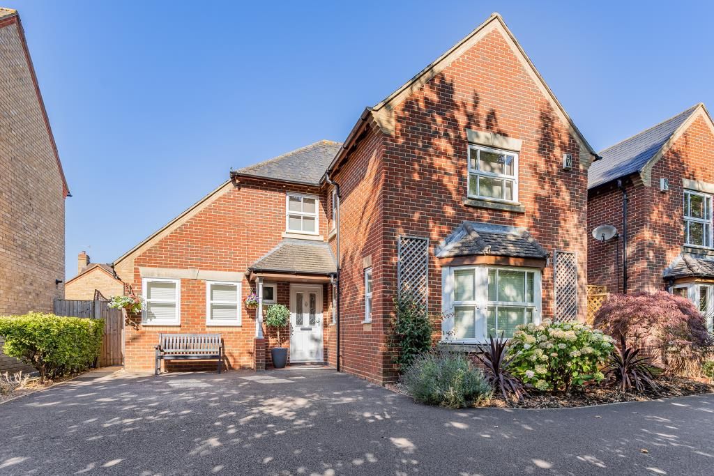 4 bed detached house for sale in Bure Park, Bicester, Oxfordshire OX26