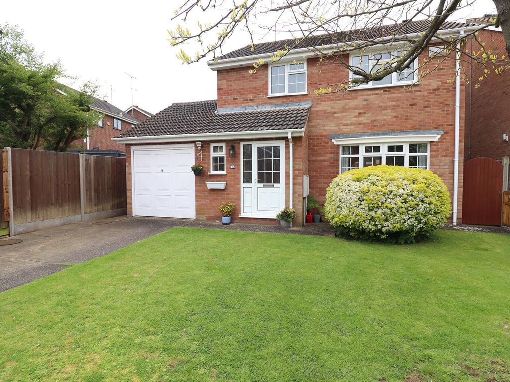 4 bed detached house for sale in Orchard Close, Rushden NN10 Zoopla