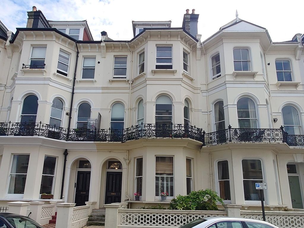 2 bed flat to rent in St Aubyns, Hove BN3, £1,600 pcm Zoopla