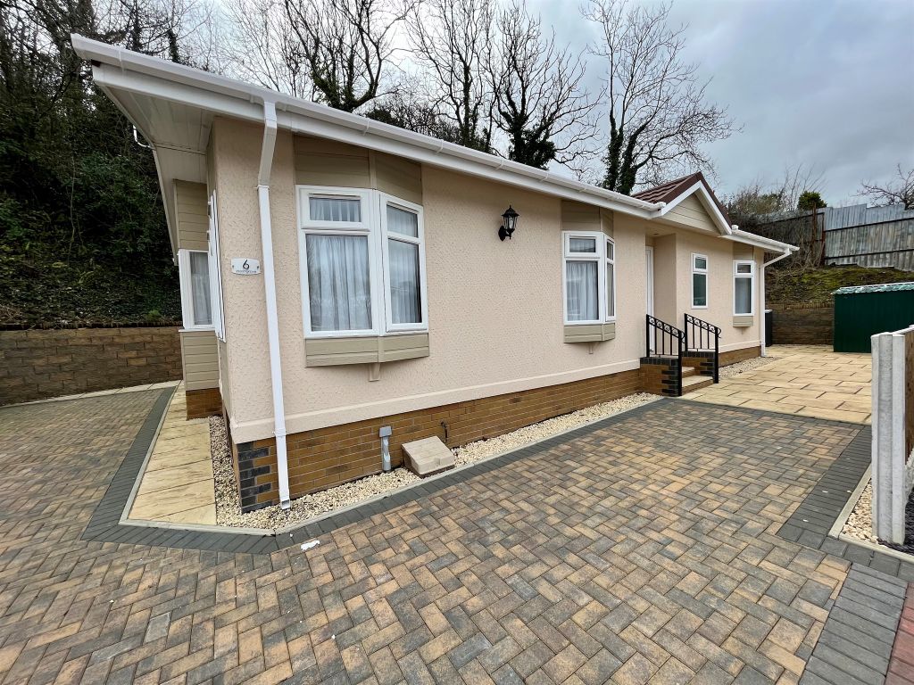 2 bed mobile/park home for sale in West Grove, Cambrian Residential