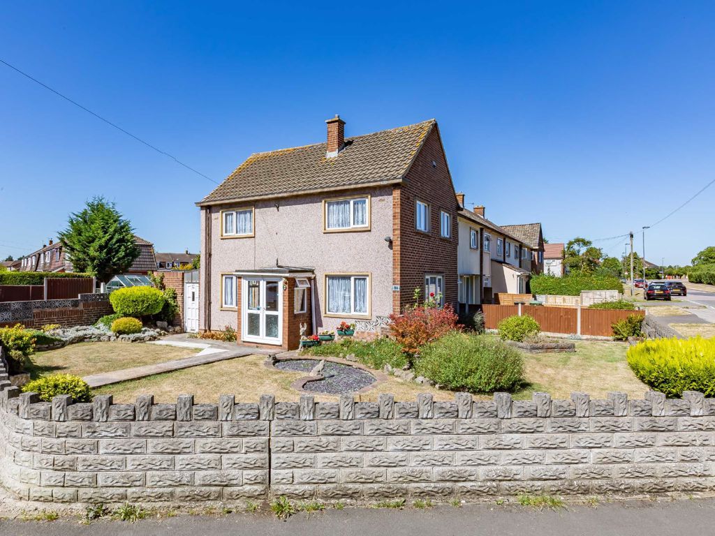 3 bed end terrace house for sale in Kingsway, Little Stoke, Bristol