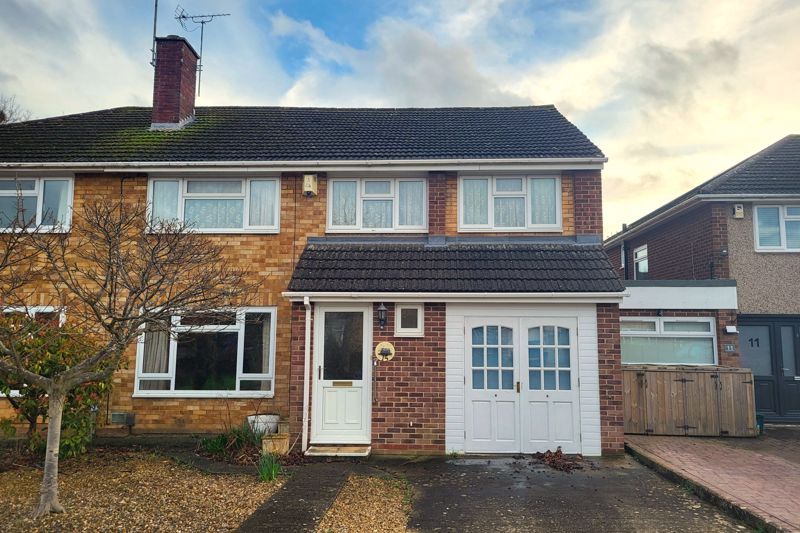 4 bed semidetached house for sale in Turkdean Road, Cheltenham GL51, £