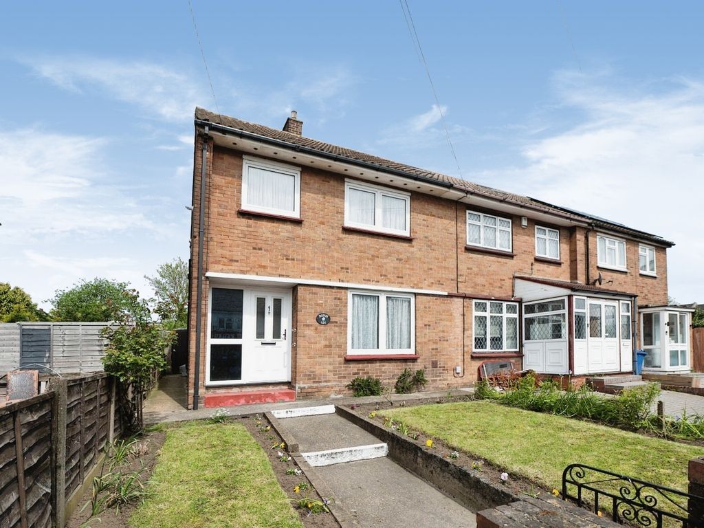 3 bed end terrace house for sale in London Road, Grays RM20 Zoopla