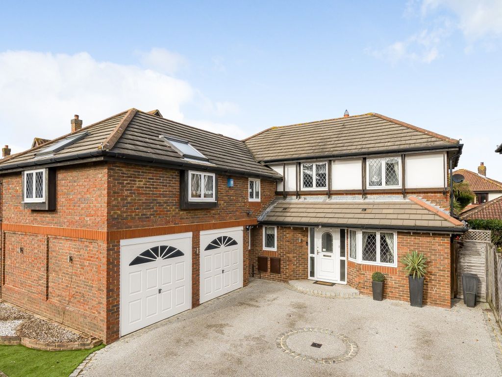 4 bed detached house for sale in Maple Leaf Drive, Sidcup DA15 Zoopla