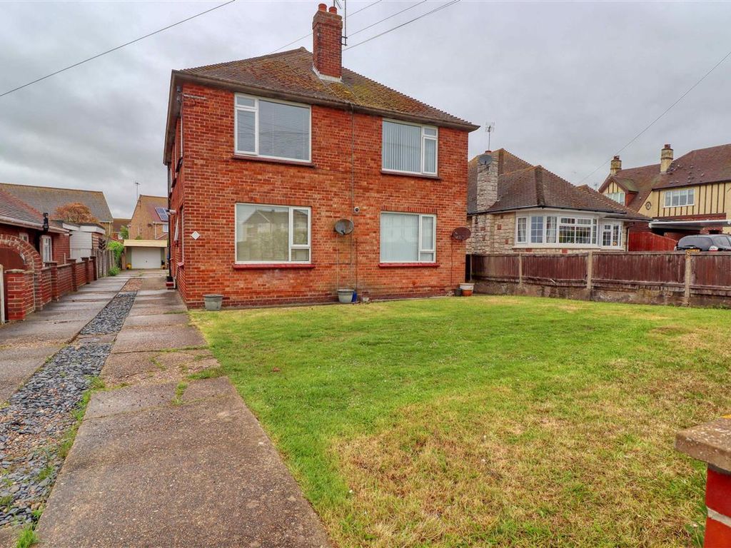 3 bed flat for sale in Wash Lane, ClactonOnSea CO15 Zoopla