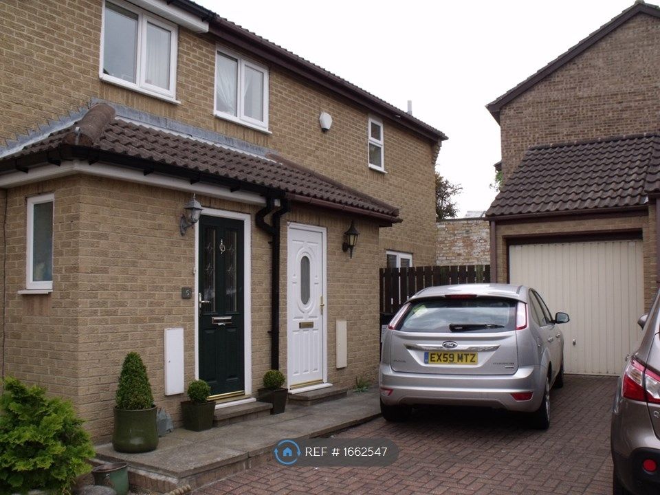 3 bed semidetached house to rent in St. Thomas Mews, Prudhoe NE42 Zoopla
