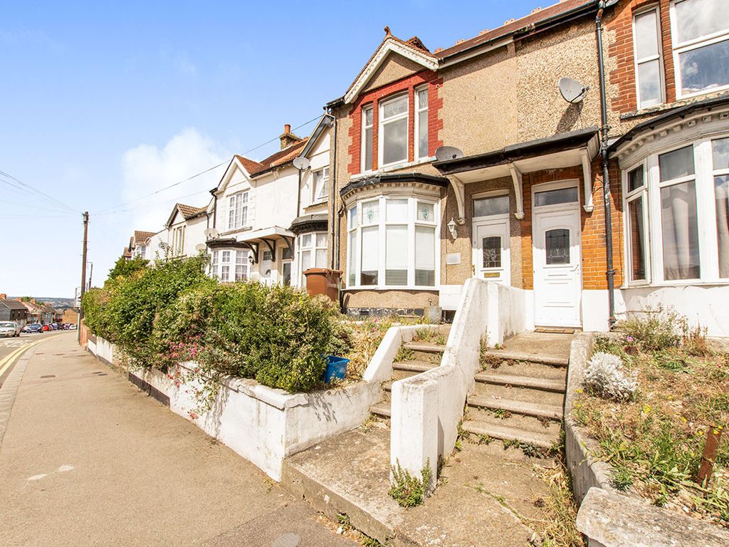 3 bed terraced house for sale in Chatham Hill, Chatham, Kent ME5 Zoopla