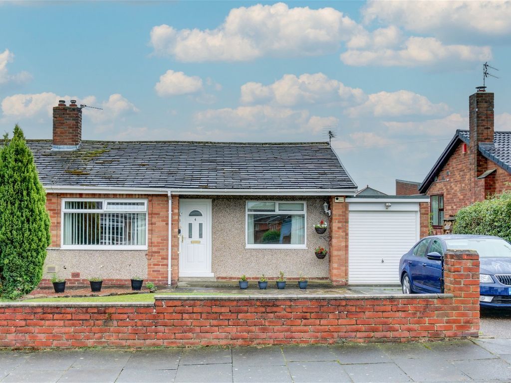 2 bed semidetached bungalow for sale in Allendale Crescent