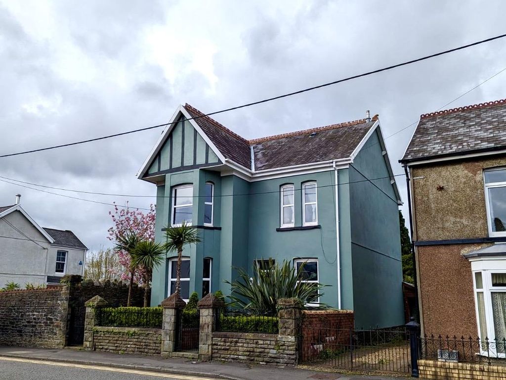 4 bed detached house for sale in Bolgoed Road, Pontarddulais, Swansea
