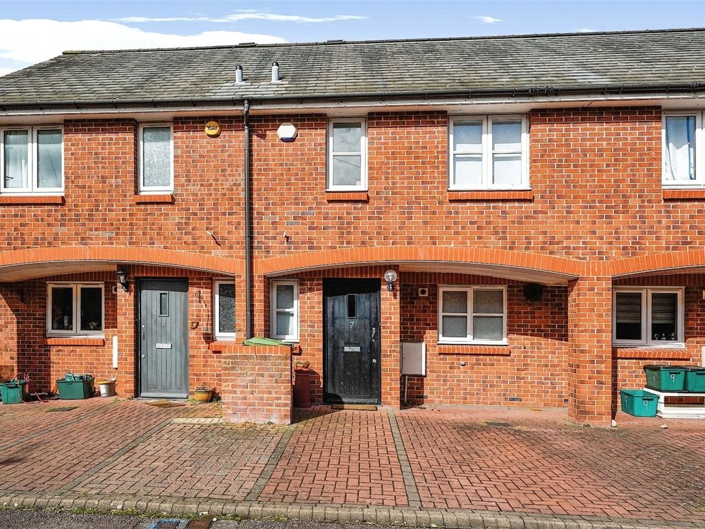 2 bed terraced house for sale in Fairview Close, Cheltenham