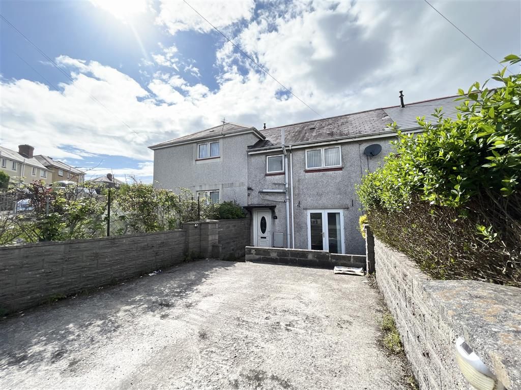 3 bed property to rent in Berw Road, Mayhill, Swansea SA1 Zoopla