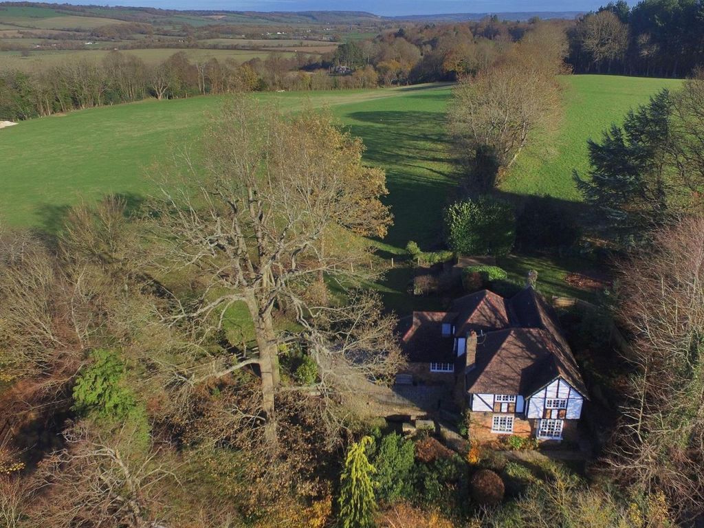 5 bed detached house for sale in Hosey Hill, Westerham TN16, £1,375,000