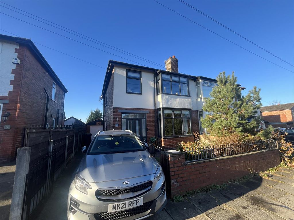 3 bed property for sale in Dunsters Avenue, Bury BL8, £269,995 Zoopla