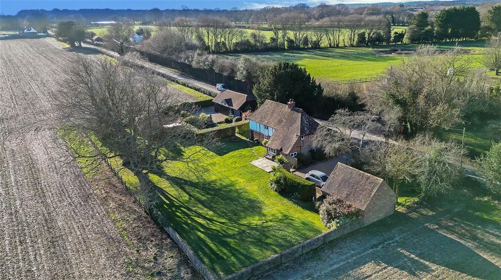 3 bed detached house for sale in Stone Street, Petham, Canterbury, Kent CT4, £875,000 Zoopla