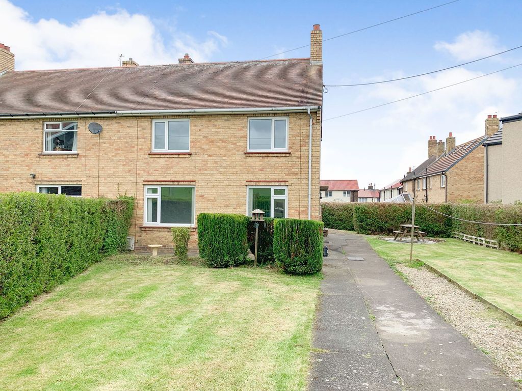 3 bed semidetached house for sale in Grange Road, Shilbottle, Alnwick