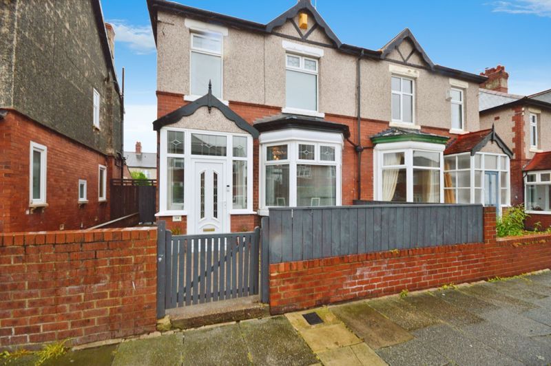 3 bed semidetached house for sale in Cypress Gardens, Blyth NE24, £