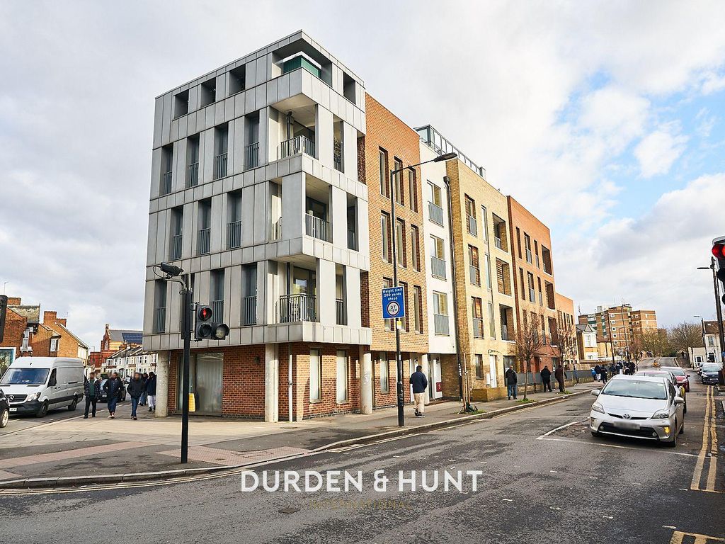 1 bed flat for sale in Oberon Court, Upton Park E6 Zoopla
