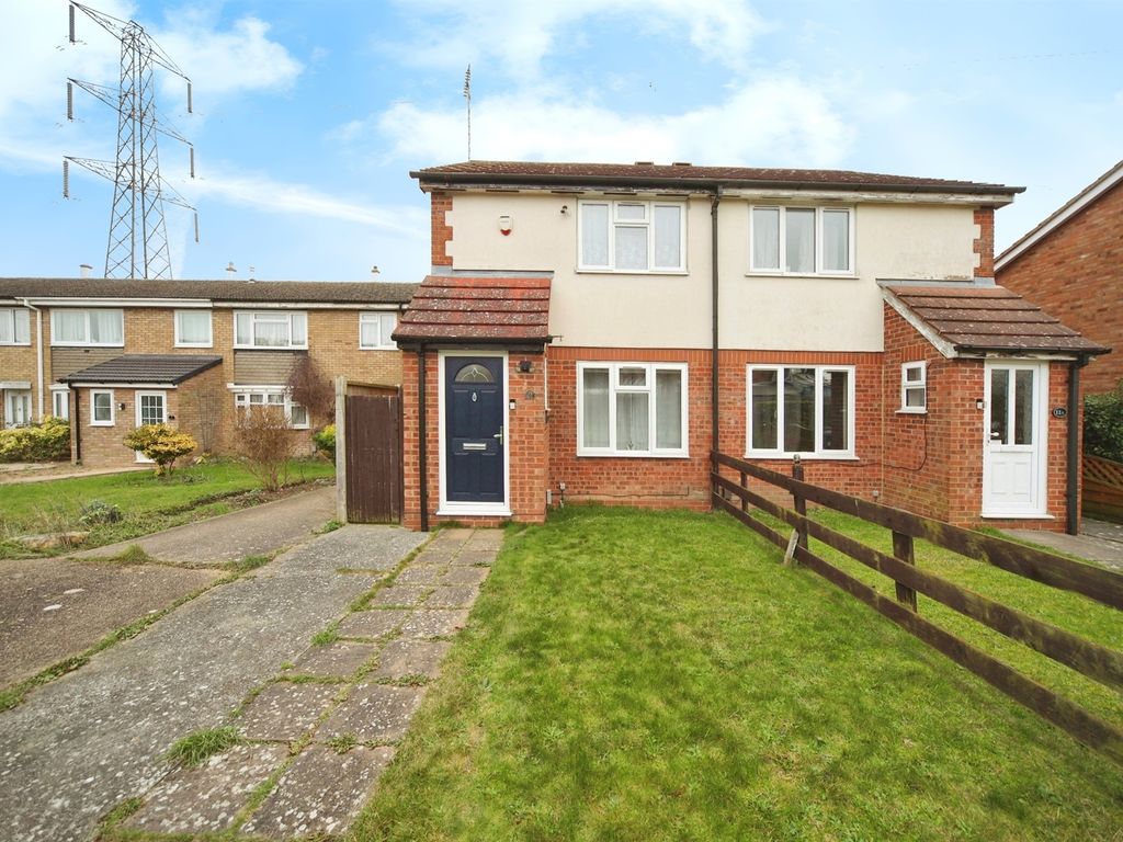 2 bed semidetached house for sale in Leaside, Houghton Regis