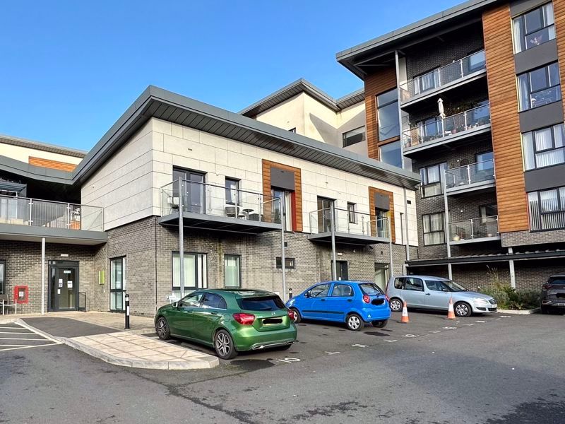 1 bed flat for sale in Steamer Quay Road, Totnes TQ9, £235,000 Zoopla