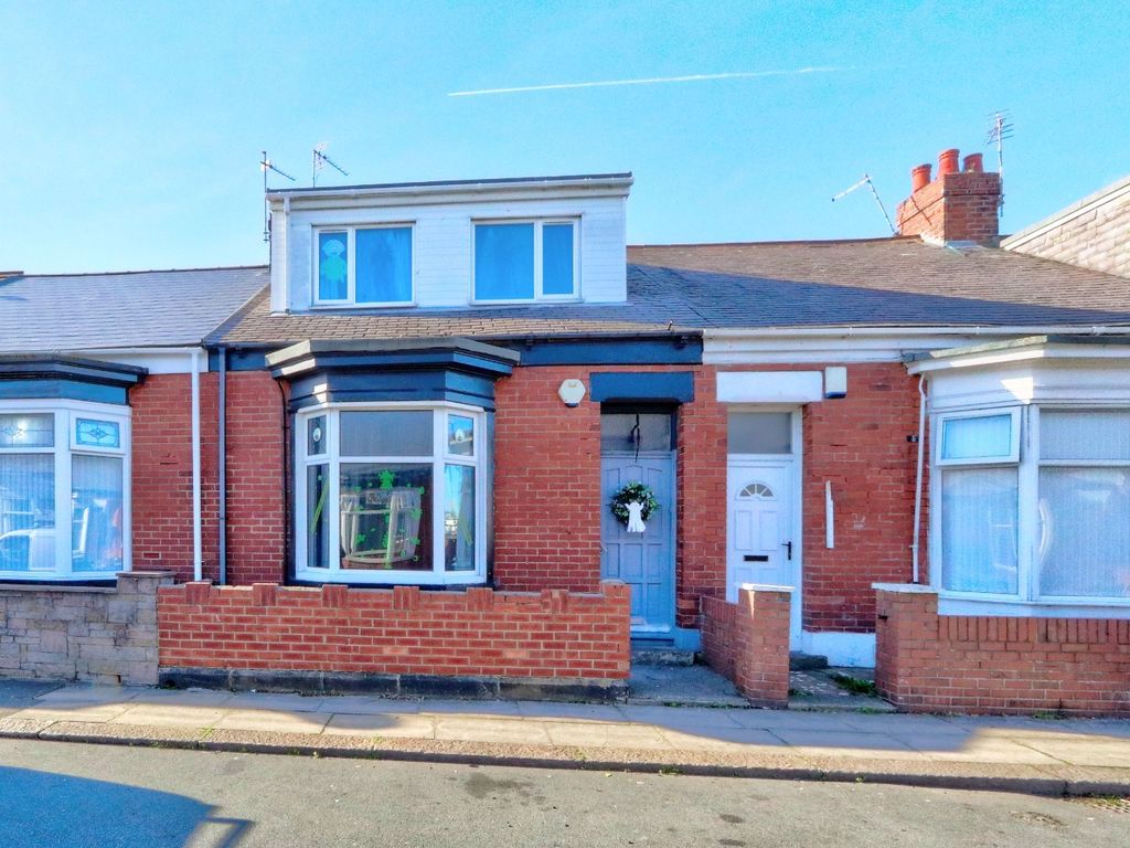 4 bed terraced bungalow to rent in Canon Cockin Street, Sunderland SR2
