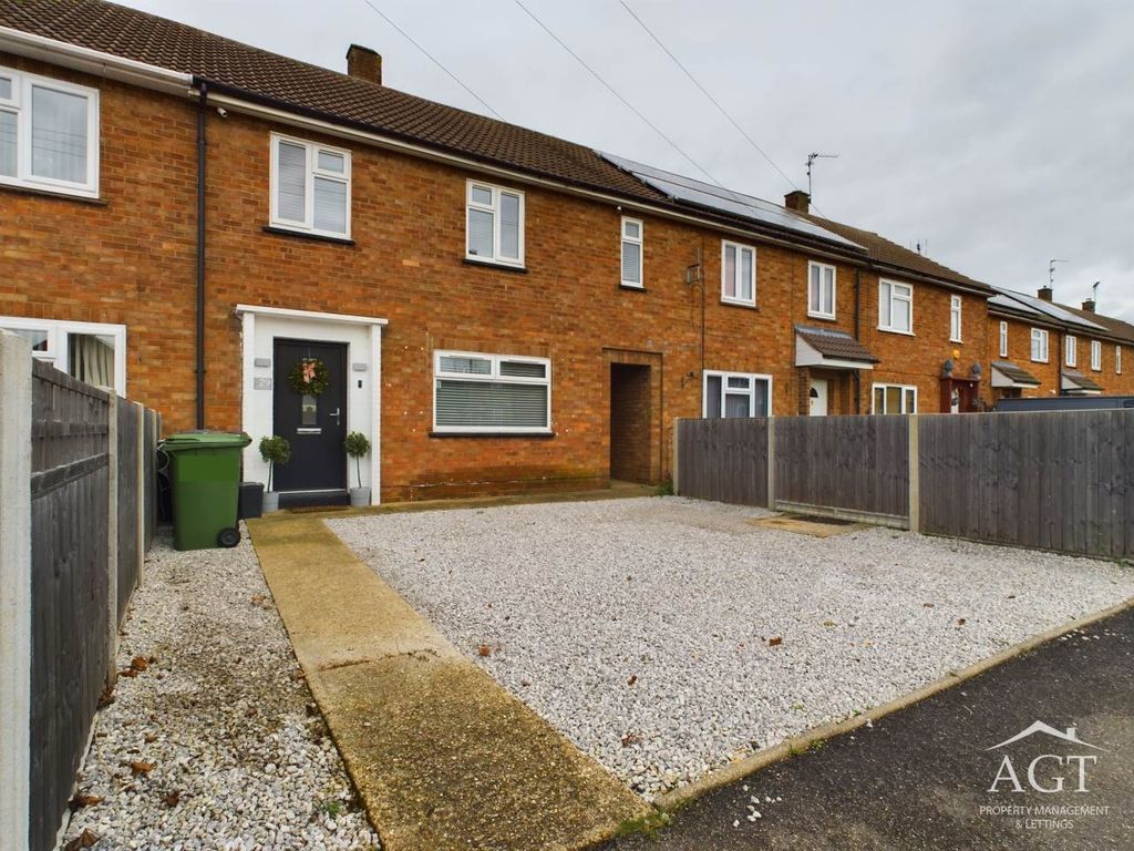 3 bed property for sale in Malvern Road, Gunthorpe, Peterborough PE4, £
