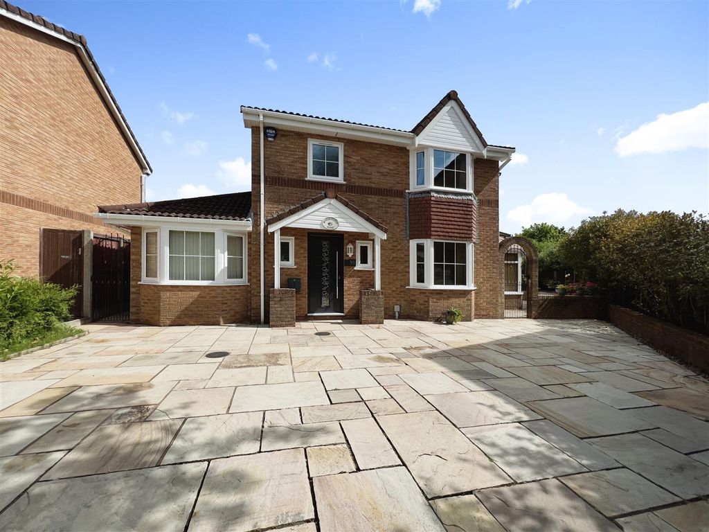 3 bed detached house for sale in Lindale Road, Longridge, Preston PR3