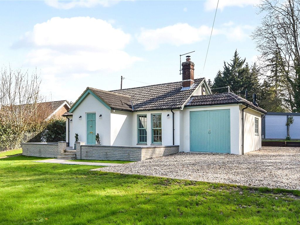3 bed bungalow for sale in Froxfield, Petersfield, Hampshire GU32 Zoopla