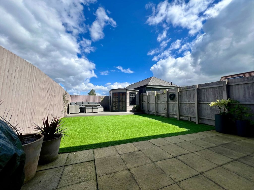 4 bed terraced house for sale in Bramling Way, Rainham, Gillingham ME8