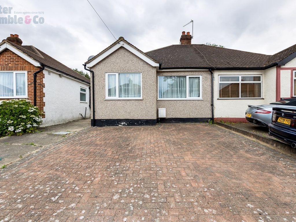 2 bed bungalow for sale in Sandown Way, Northolt UB5 Zoopla