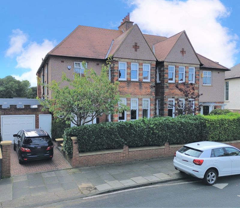 5 bed property for sale in Holywell Avenue, Monkseaton, Whitley Bay