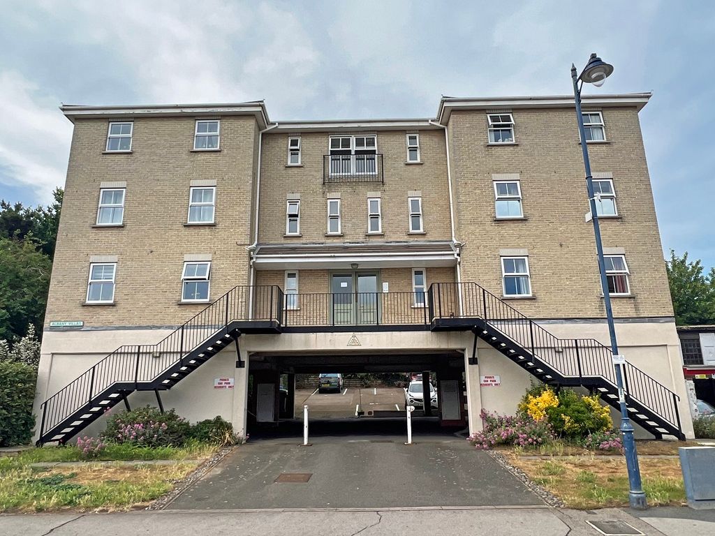 1 bed flat for sale in Undercliff Road West, Felixstowe IP11 Zoopla