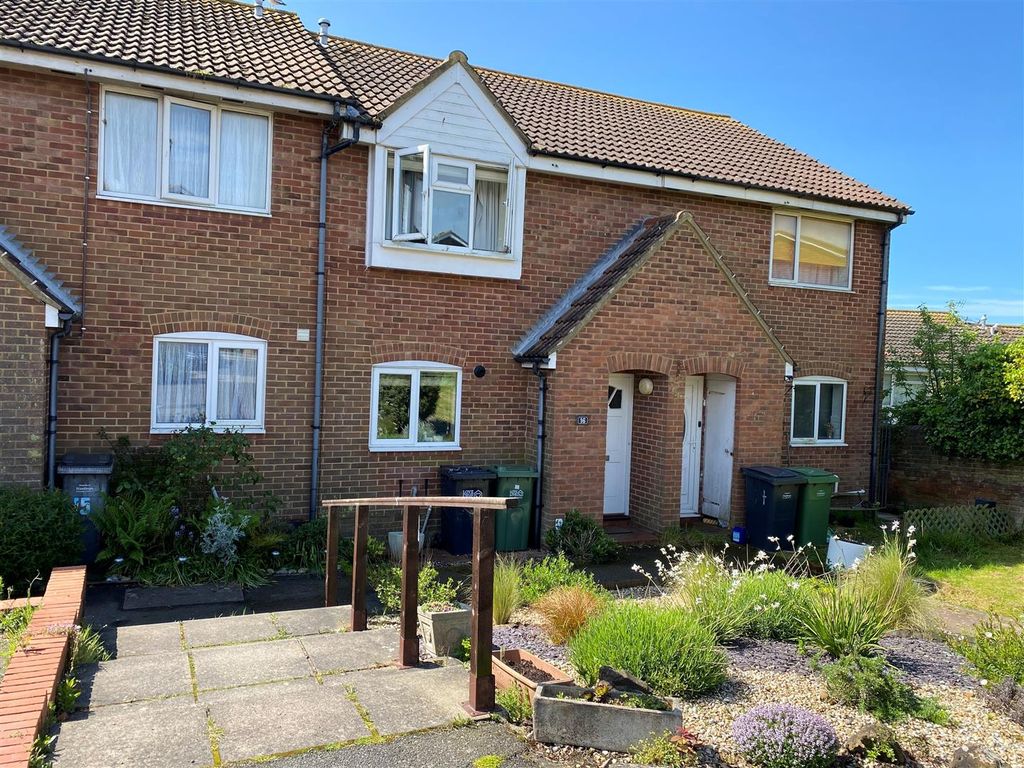 3 bed property to rent in St. Catherines Close, St. LeonardsOnSea