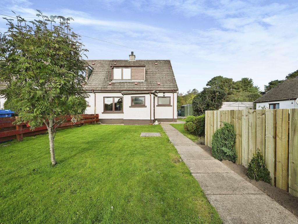 2 bed end terrace house for sale in Rearquhar, Dornoch IV25, £130,000