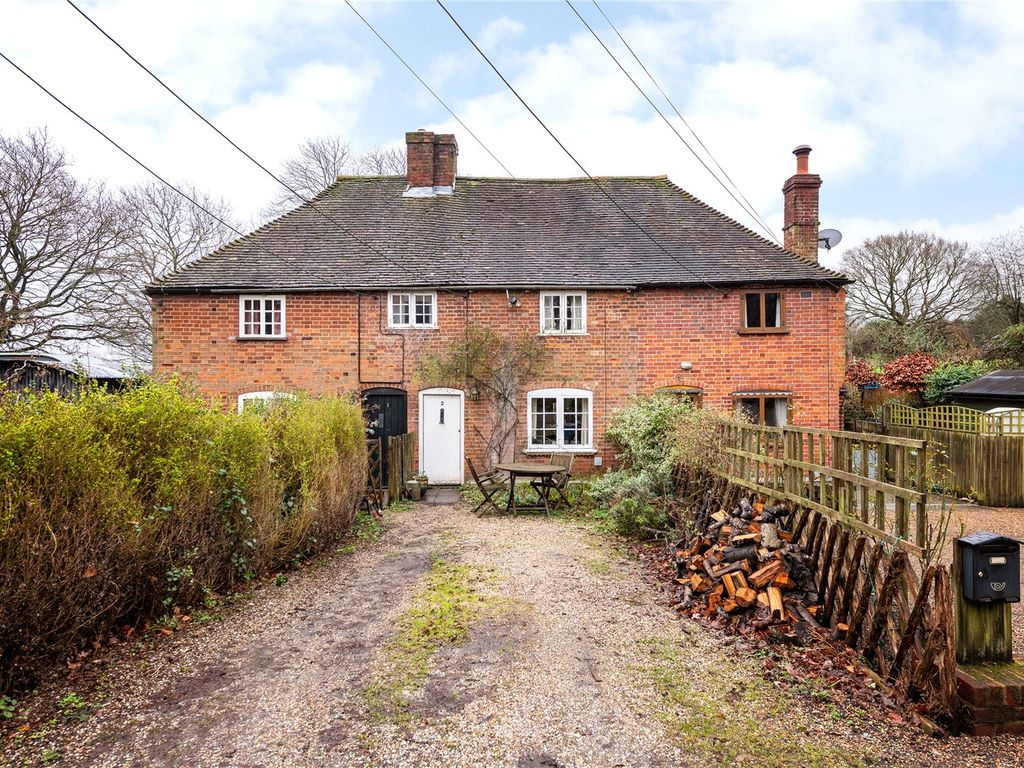 3 bed terraced house for sale in Swanton Street, Bredgar, Sittingbourne