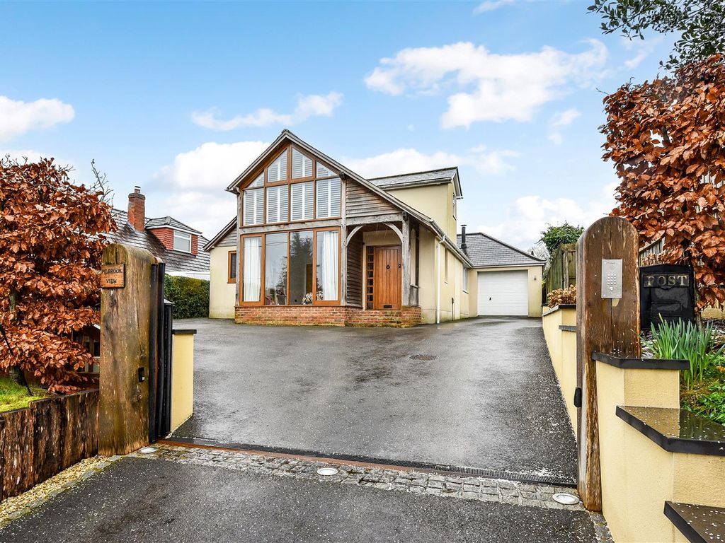 4 bed property for sale in Foundry Road, Anna Valley, Andover SP11, £