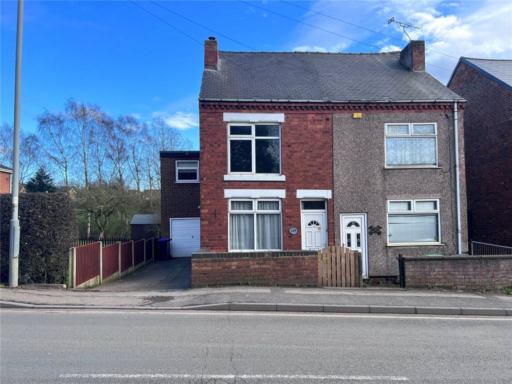 4 bed semidetached house for sale in Mansfield Road, Selston