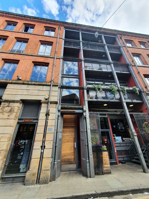 108 Smithfield Buildings, 44 Tib Street, Manchester M4  