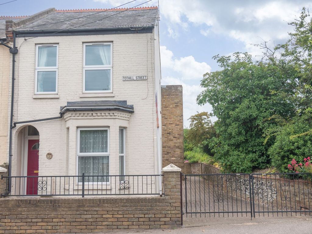 3 bed end terrace house for sale in Tothill Street, Minster CT12, £