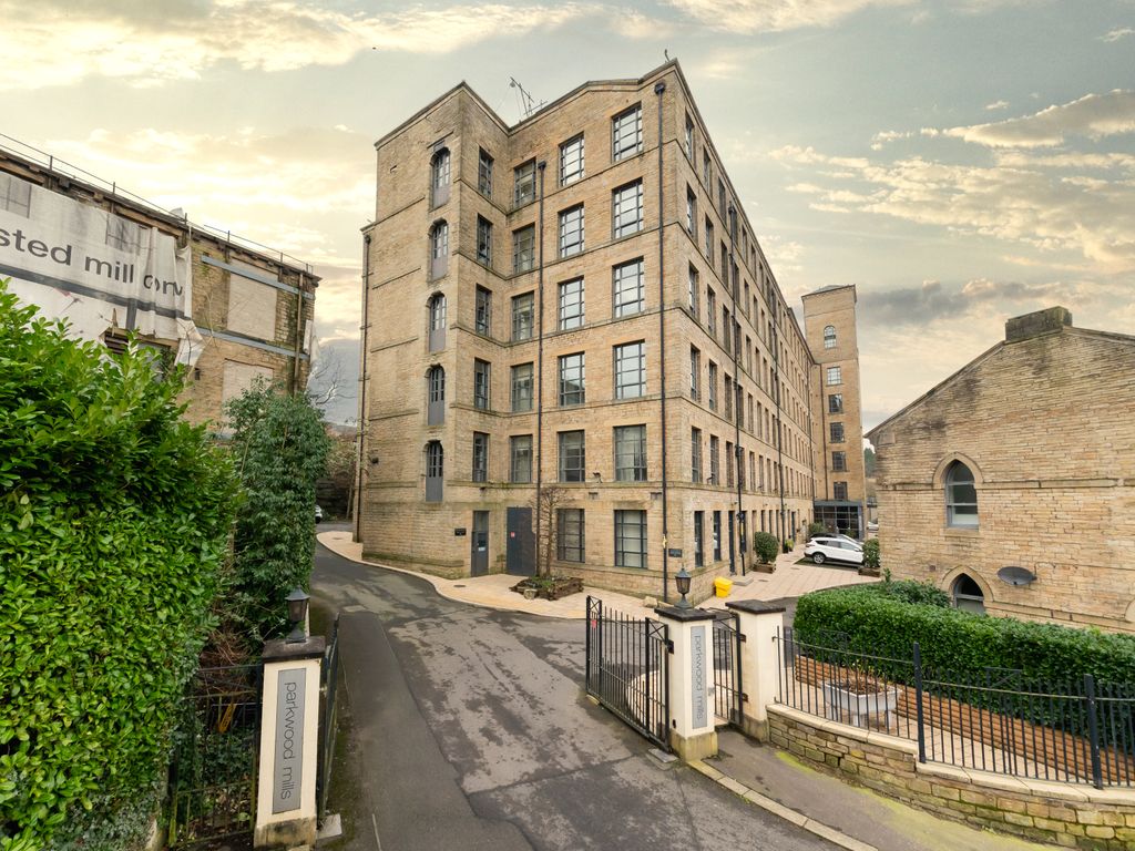 1 bed flat for sale in Quarry Bank Mill, Huddersfield HD3, £95,000 Zoopla