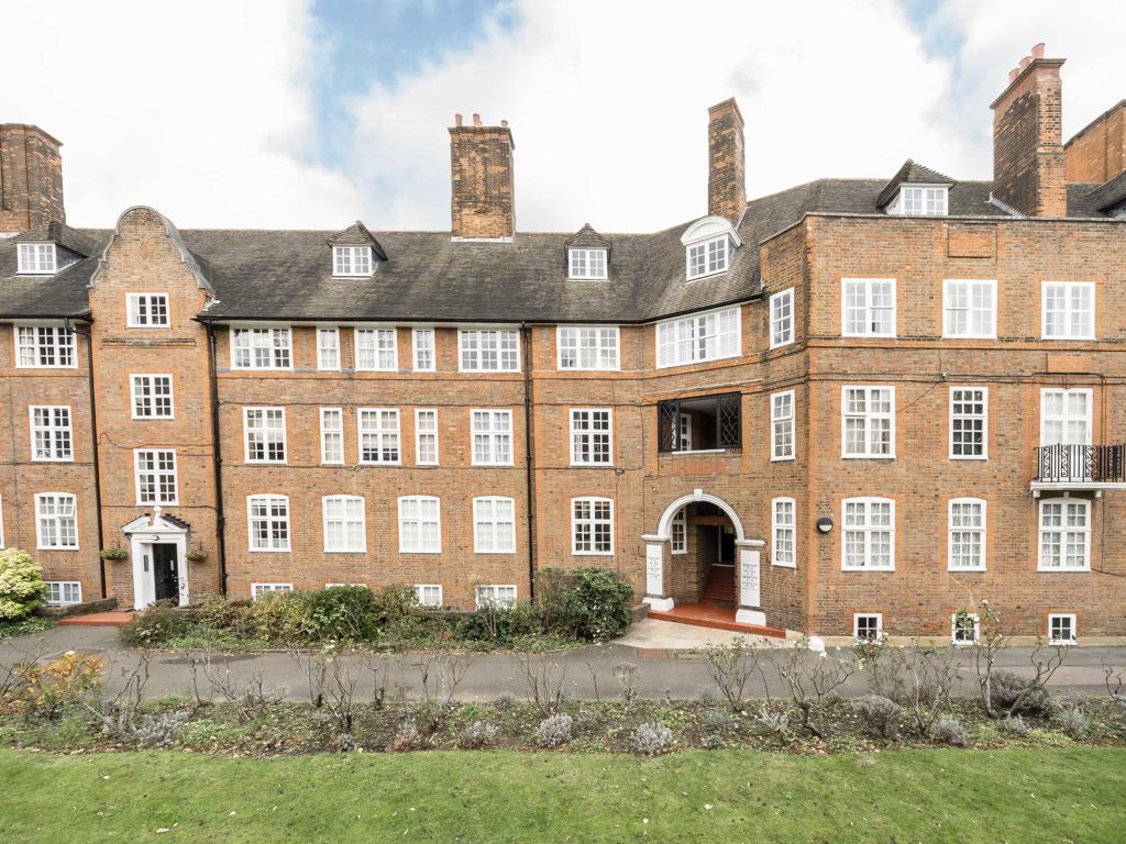 2 bed flat for sale in Hampstead Way, London NW11, £625,000 Zoopla