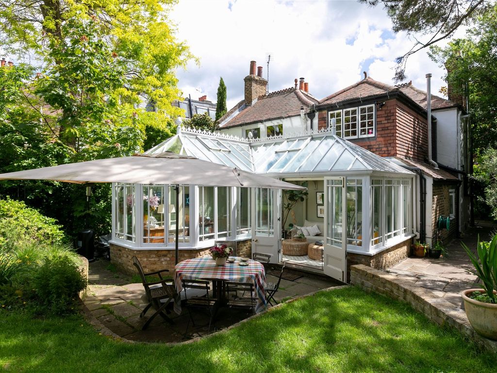 6 bed detached house for sale in Crabtree Lane, London SW6, £3,750,000
