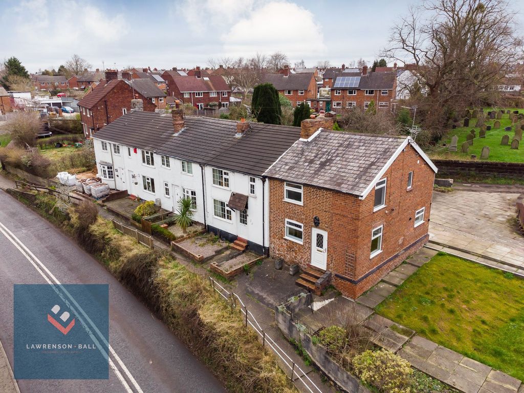 3 bed end terrace house for sale in Runcorn Road, Barnton CW8, £180,000