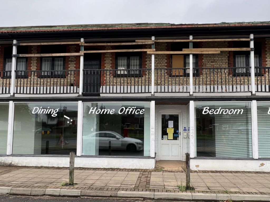 Warehouse to let in Staines Road West, Ashford TW15, £80,000 pa Zoopla