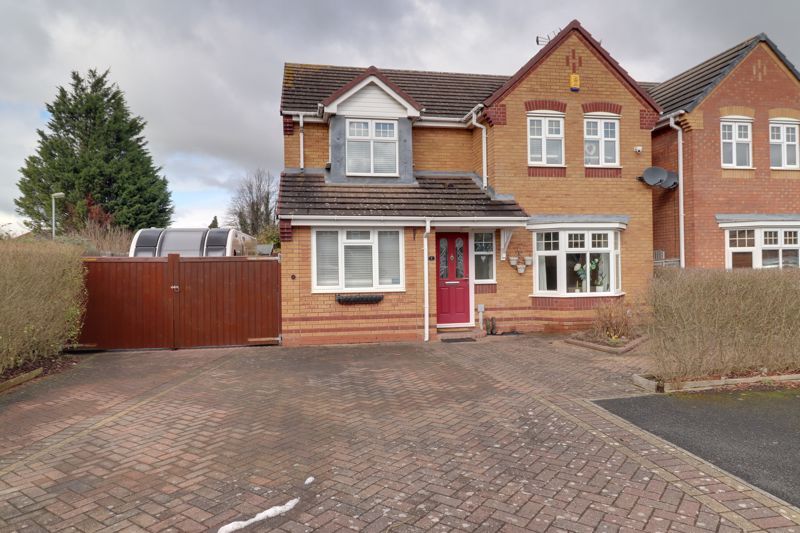 4 bed detached house for sale in Virginia Avenue, Meadowcroft Park