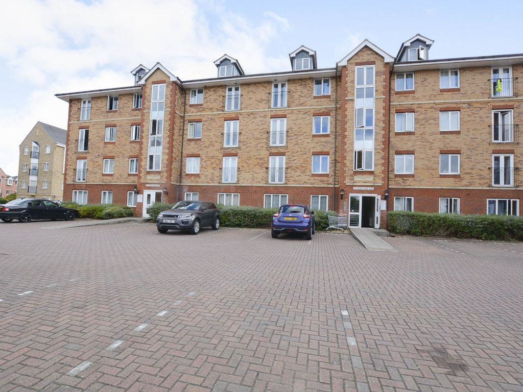 2 bed flat for sale in Henry Bird Way, Northampton NN4, £155,000 Zoopla