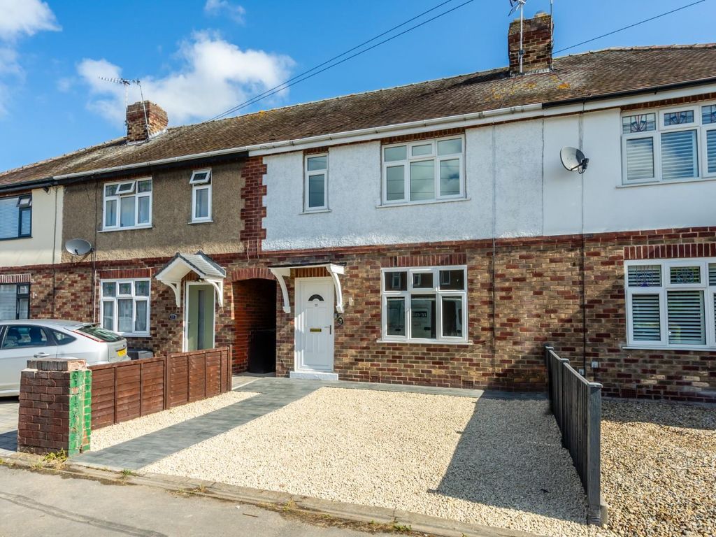 3 bed terraced house for sale in Alexander Avenue, Huntington, York
