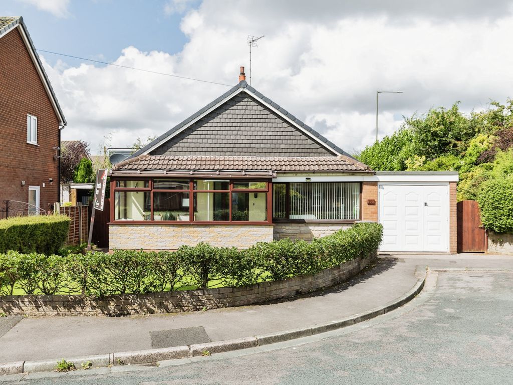 3 bed bungalow for sale in Bristol Avenue, Farington, Leyland
