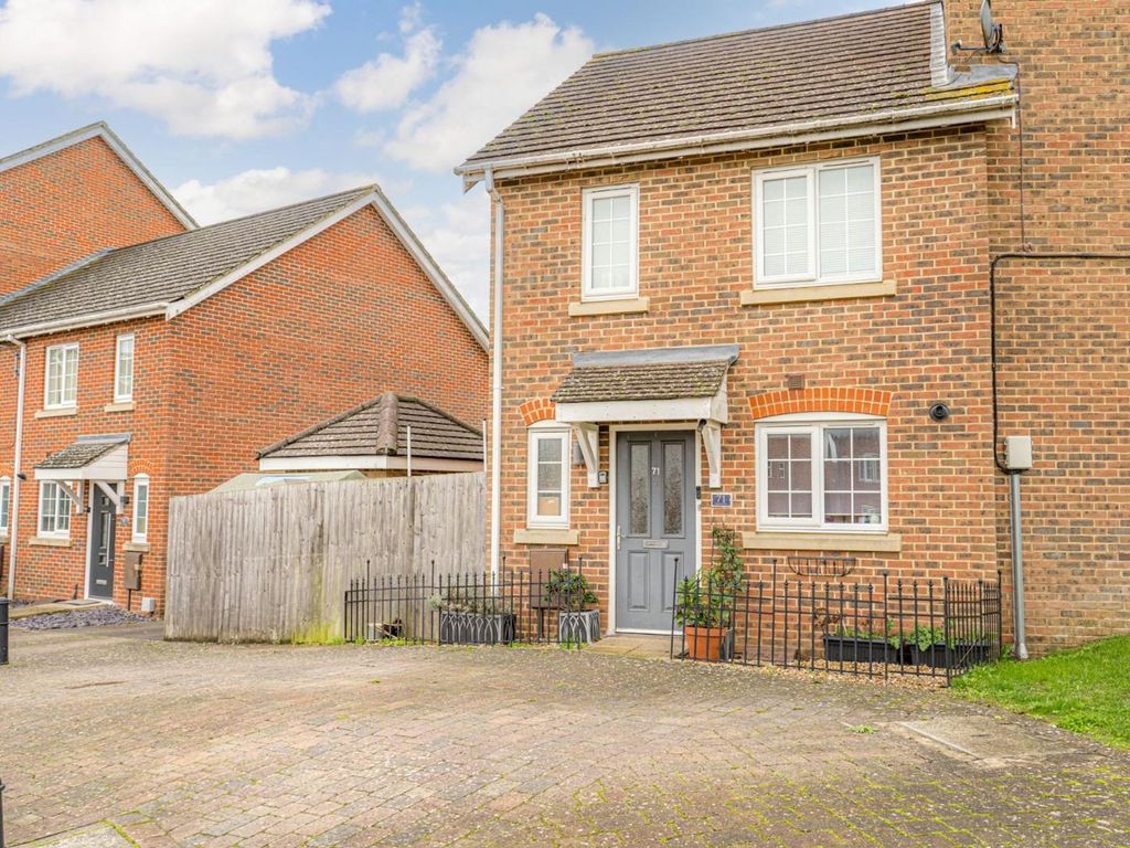 3 bed end terrace house for sale in Imperial Way, Ashford TN23 Zoopla