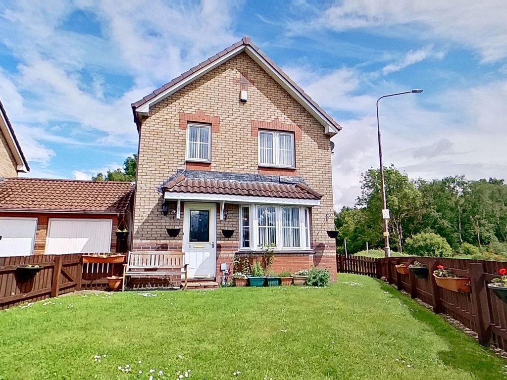 3 bed detached house for sale in Cunningham Crescent, Broxburn EH52, £